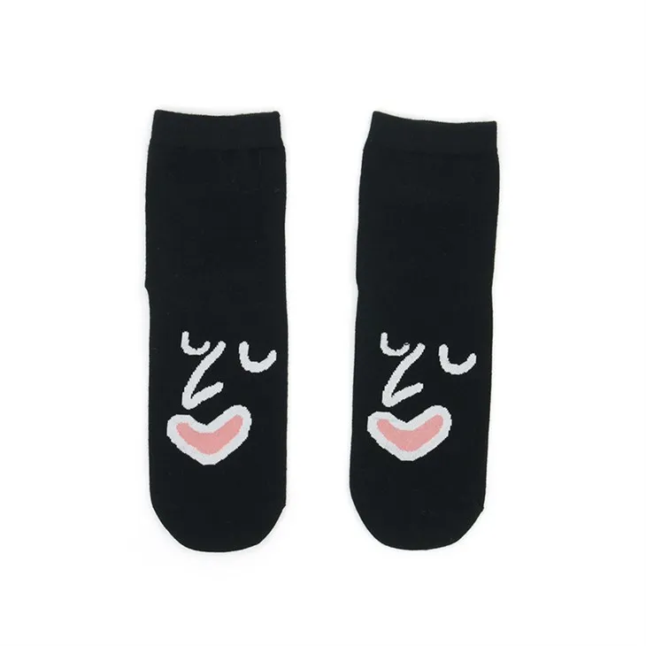블랙 이모지 코튼 양말
