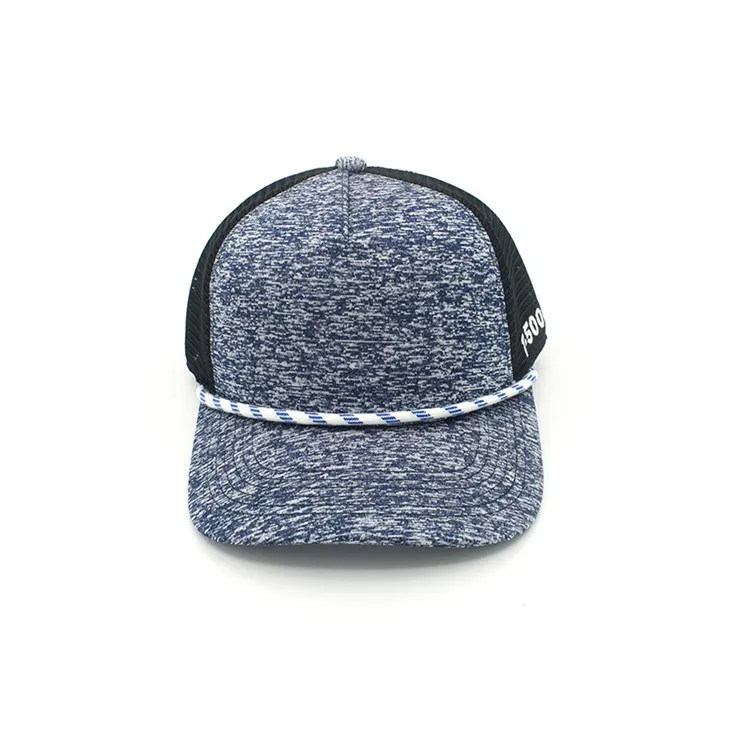 개인화된 겨울 모자